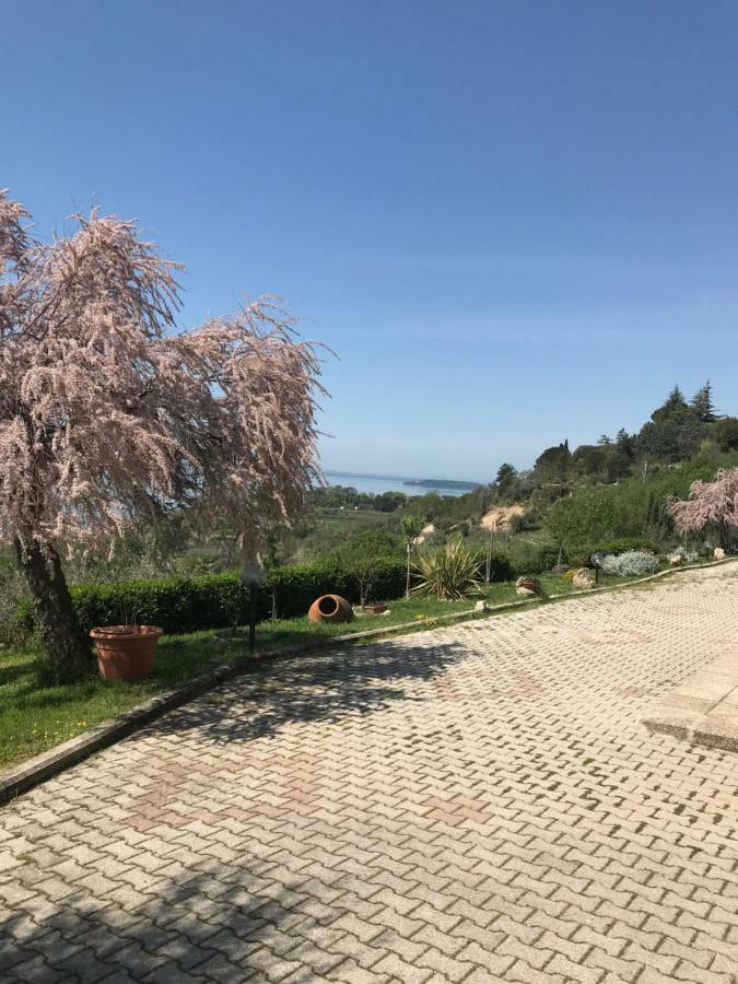 B&B Torre Del Lago Trasimeno Passignano sul Trasimeno Exterior photo