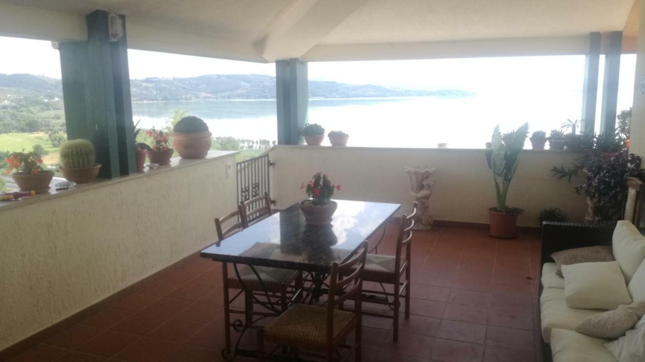 B&B Torre Del Lago Trasimeno Passignano sul Trasimeno Exterior photo
