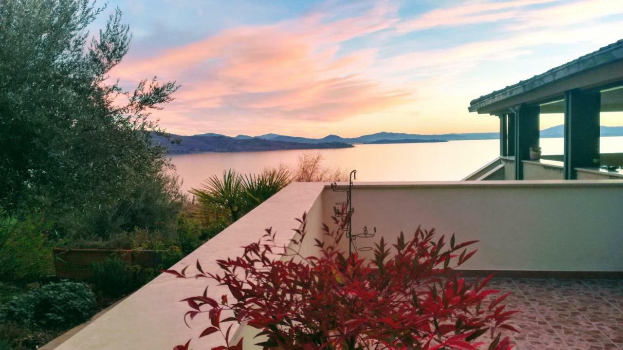 B&B Torre Del Lago Trasimeno Passignano sul Trasimeno Exterior photo